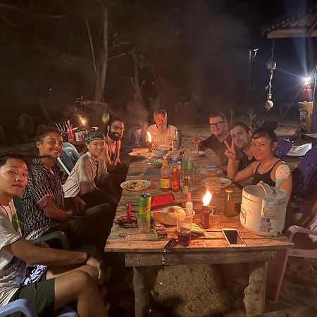 Eternal Forest Beach Bar&Bungalow Koh Chang Ranong Exterior photo